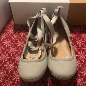 Gray Ballerina style flats
